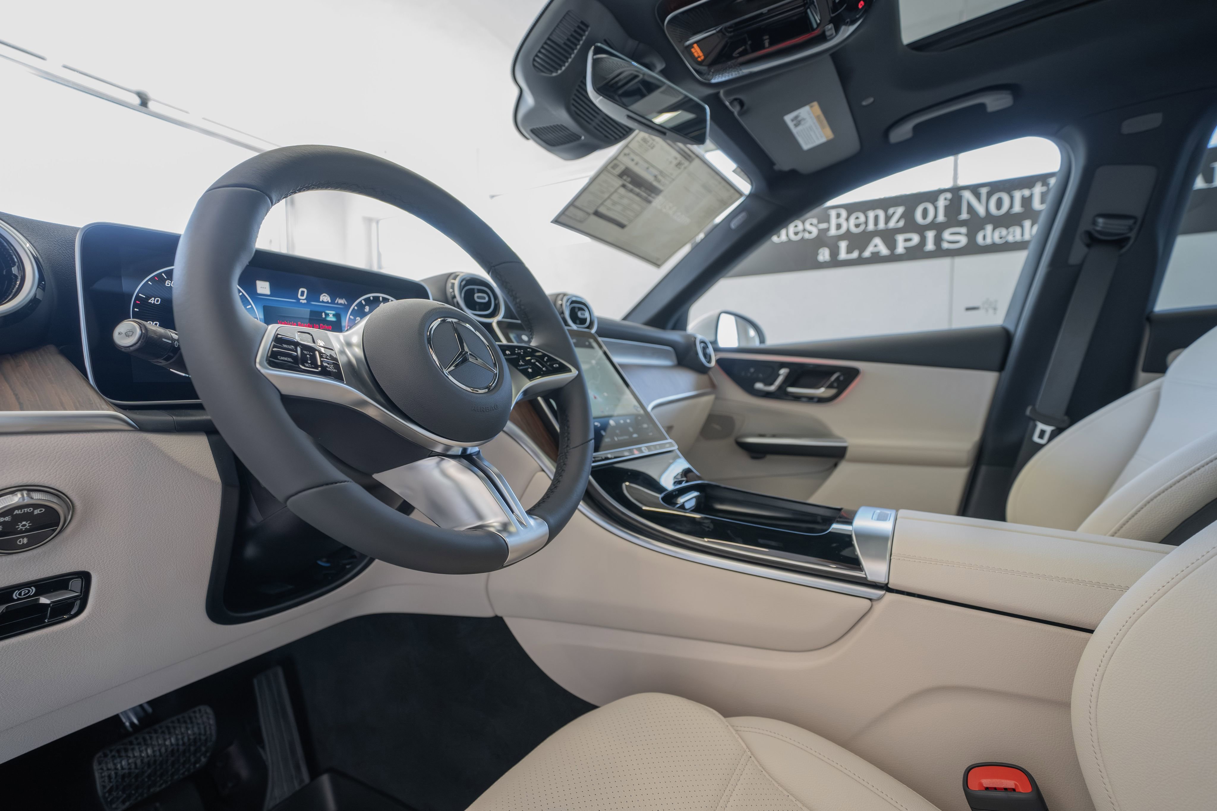 Used 2026 Mercedes-Benz GLC 300 4MATIC image 6