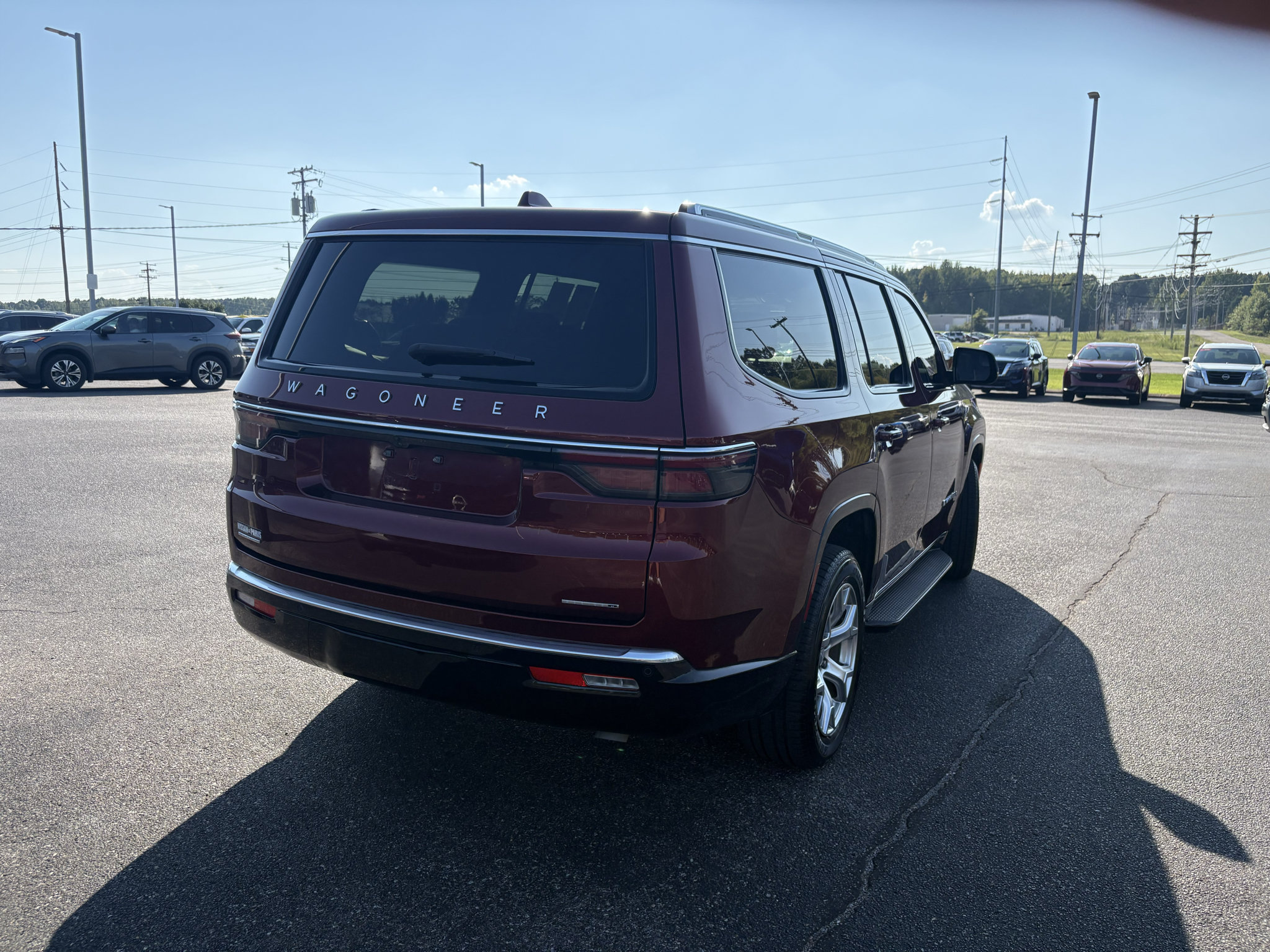Used 2022 Jeep Wagoneer Series II AWD/4WD image 7
