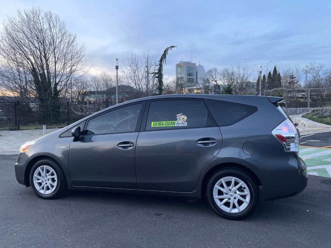 Used 2012 Toyota Prius V Three image 12