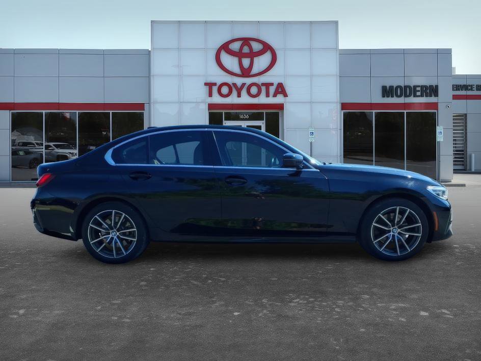 Used 2022 BMW 330i xDrive Sedan w/ Convenience Package AWD/4WD image 6