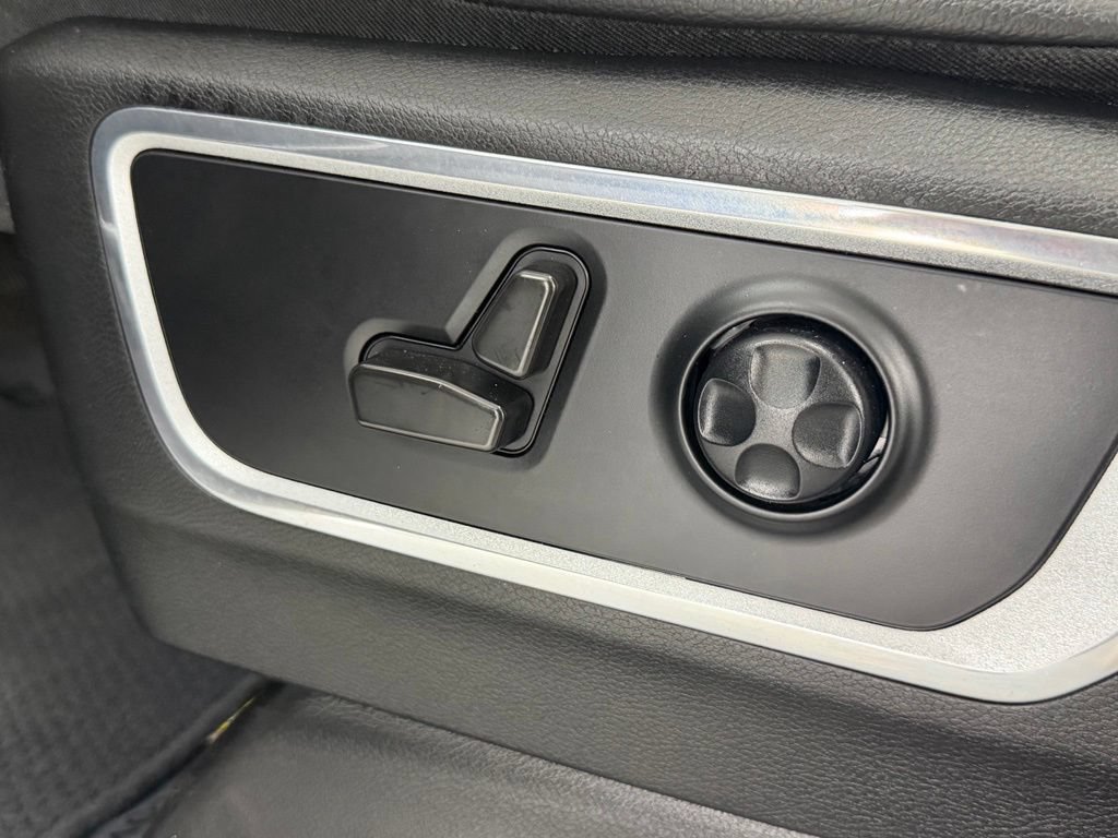 Used 2021 RAM 1500 Laramie w/ Sport Appearance Package AWD/4WD image 45