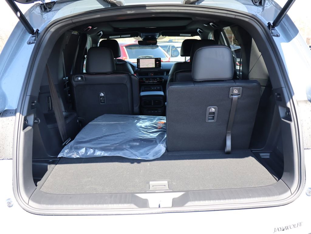 New 2026 Honda Pilot TrailSport image 10