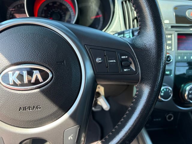 Used 2010 Kia Forte SX image 4