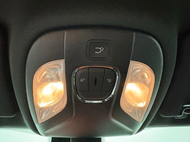 New 2026 Jeep Compass Limited image 13