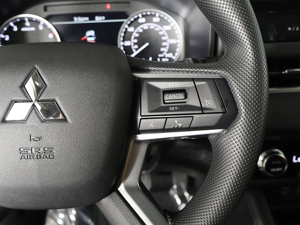New 2026 Mitsubishi Outlander ES AWD/4WD image 39