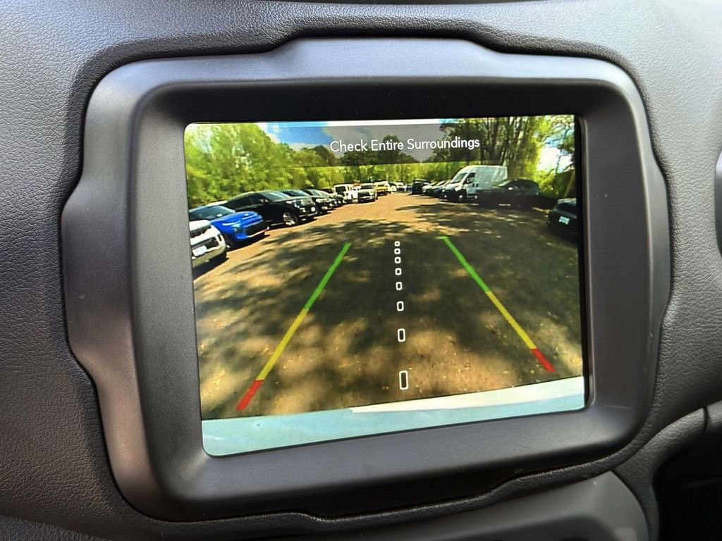 Used 2022 Jeep Renegade Limited w/ Sun, Sound & Wheels Group image 31
