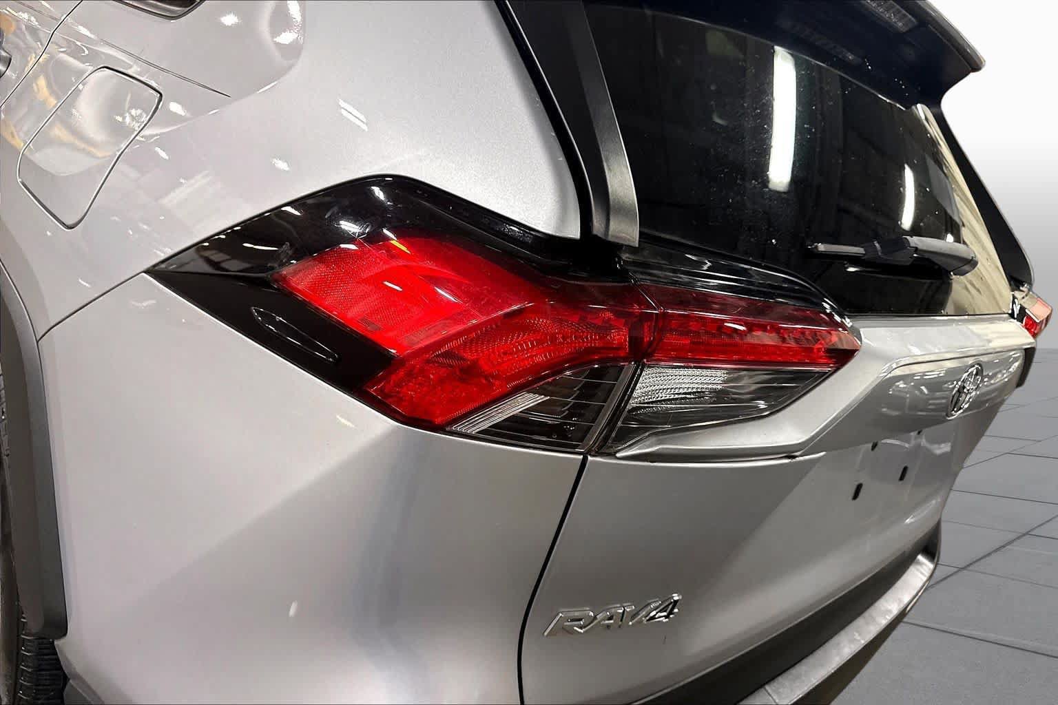 Certified 2021 Toyota RAV4 LE FWD image 28