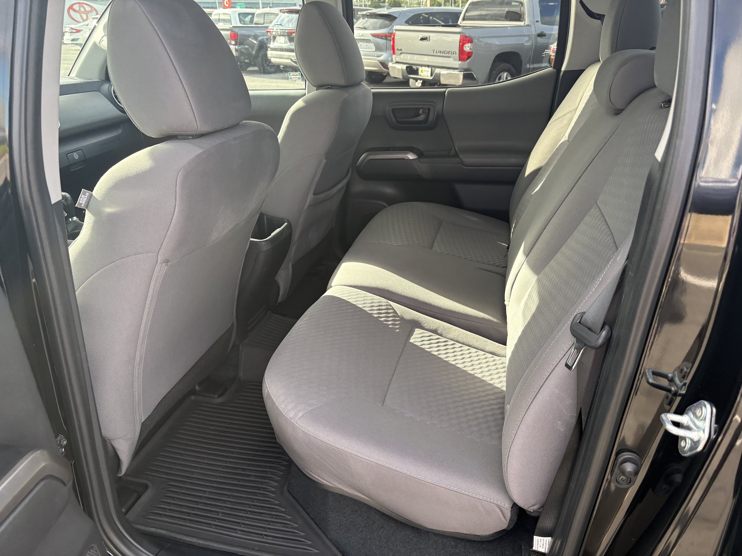 Certified 2023 Toyota Tacoma SR5 AWD/4WD image 7