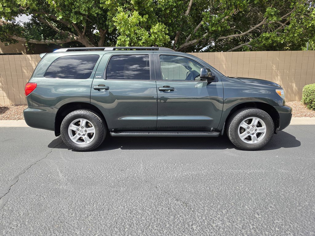Used 2008 Toyota Sequoia SR5 AWD/4WD image 2