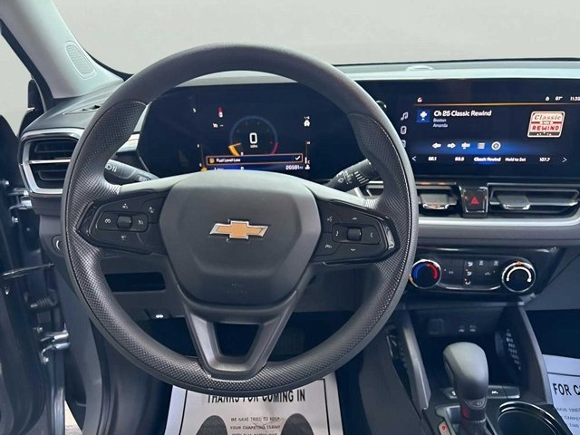 Used 2024 Chevrolet TrailBlazer LT image 11