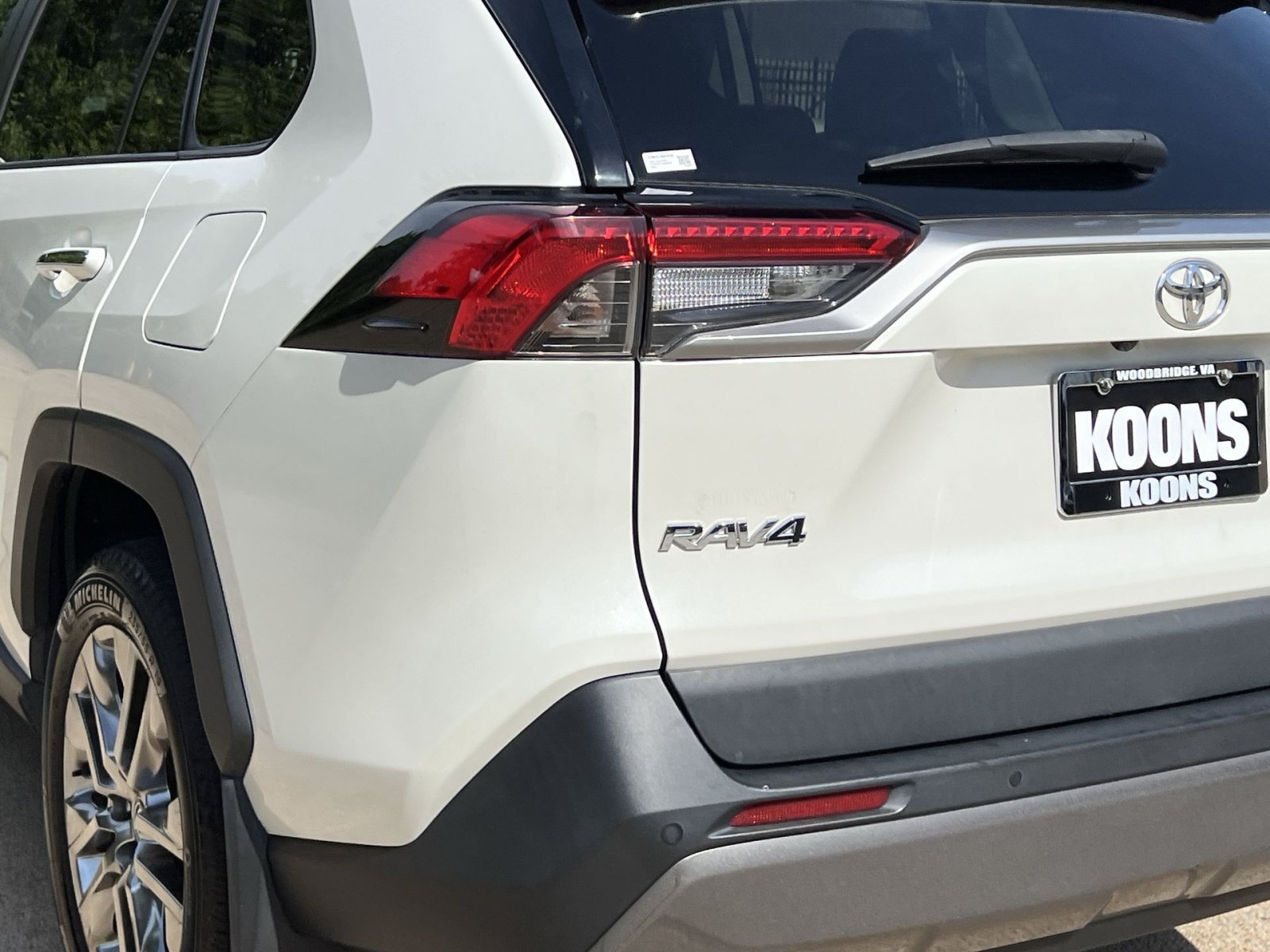Used 2020 Toyota RAV4 Limited AWD/4WD image 22