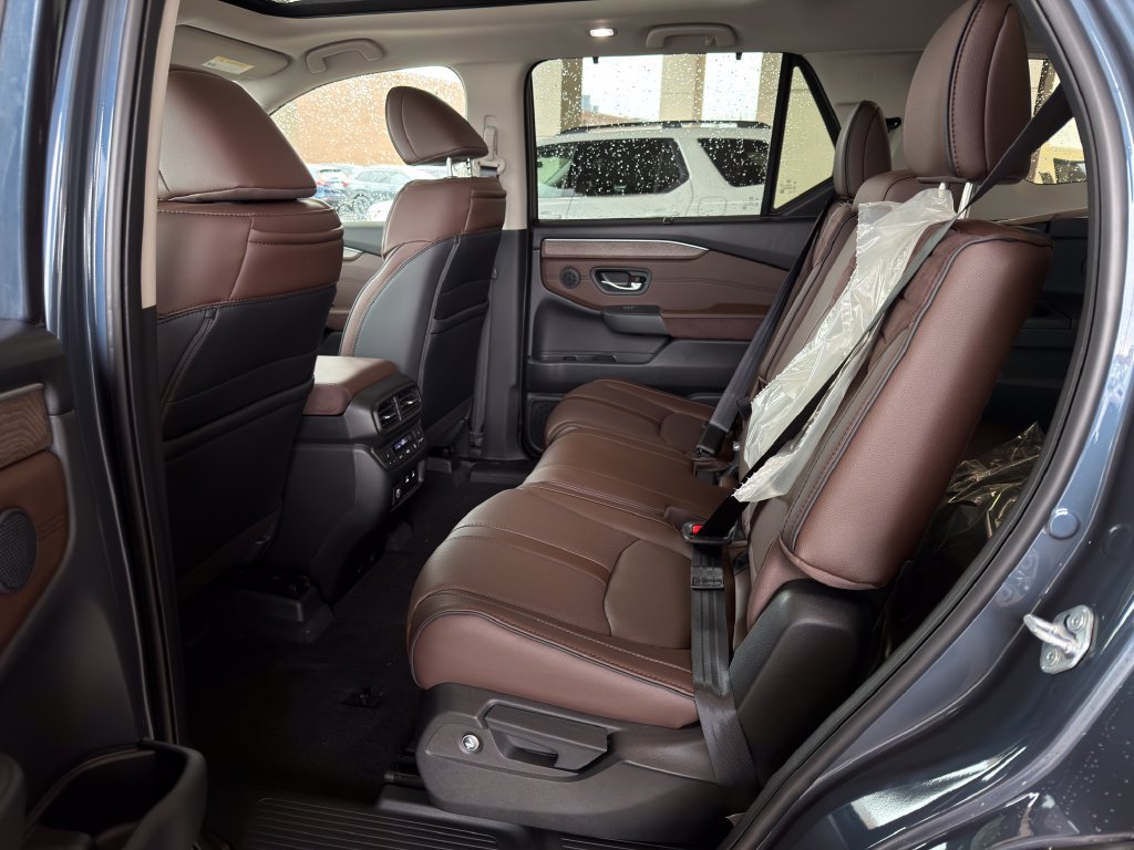Used 2026 Honda Pilot Elite image 19