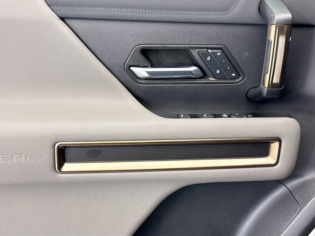 Used 2024 GMC Hummer EV 3X w/ Extreme Off-Road Package image 22