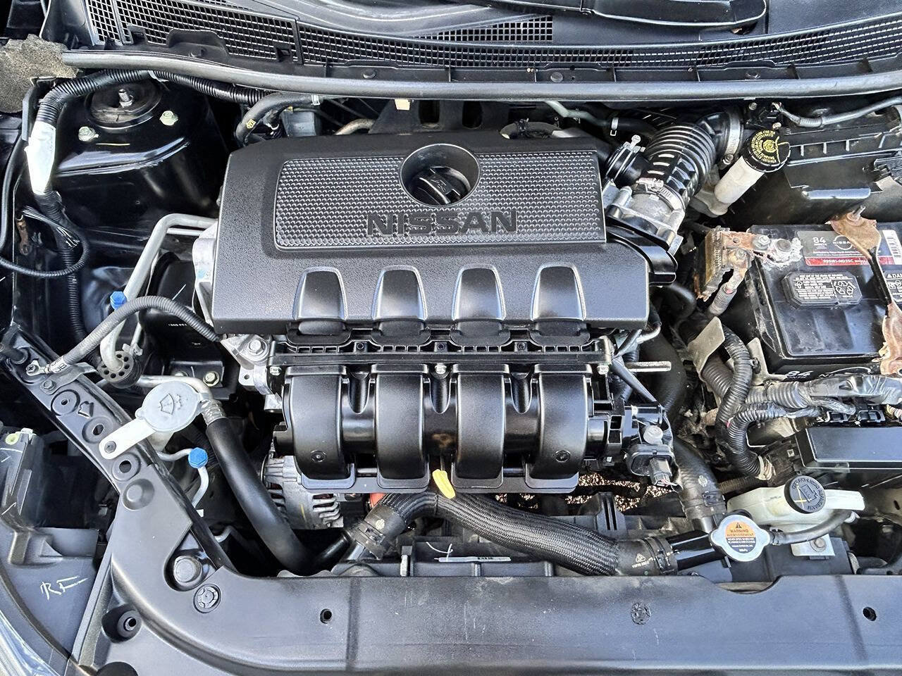 Used 2016 Nissan Sentra SR FWD image 34