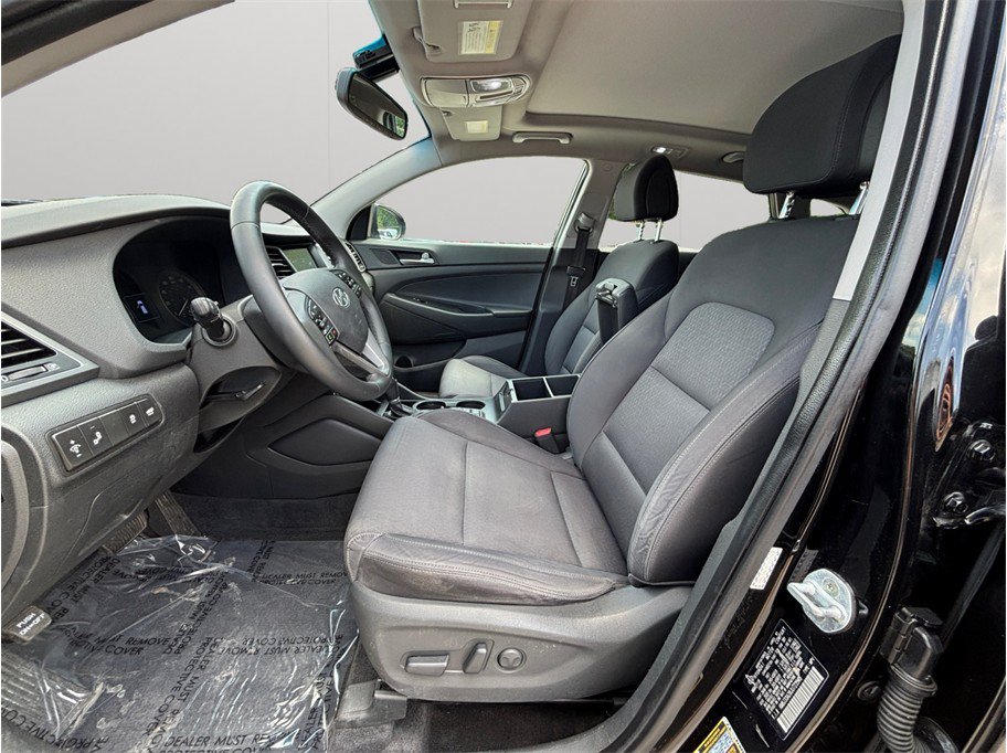 Used 2018 Hyundai Tucson Value FWD image 2