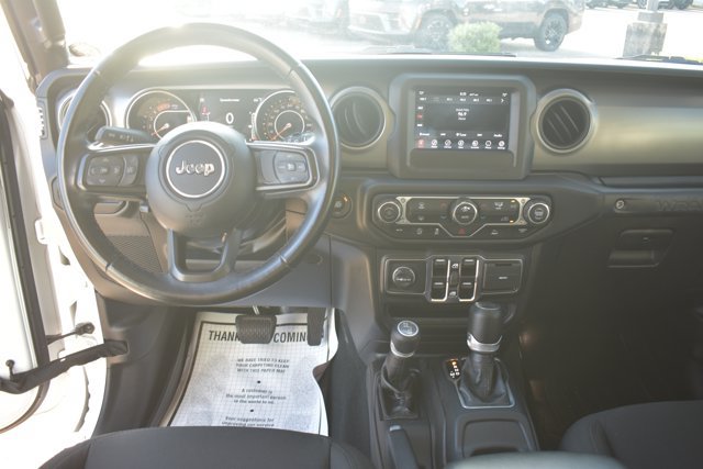 Used 2022 Jeep Wrangler Unlimited Sport AWD/4WD image 18
