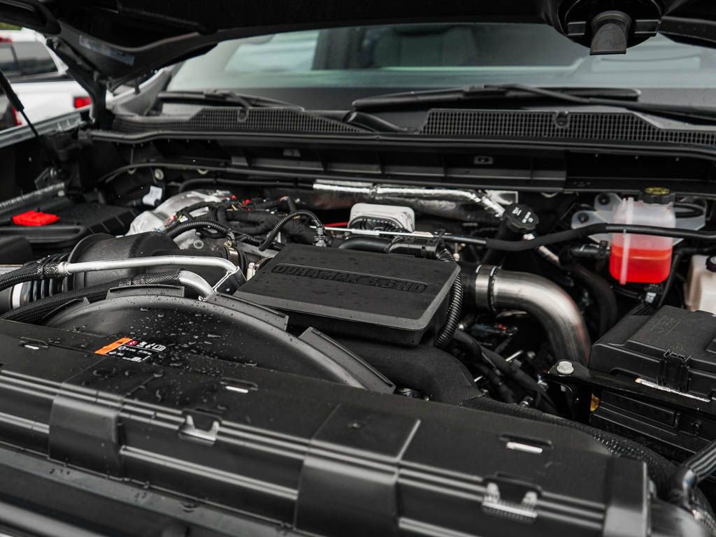 New 2026 Chevrolet Silverado 2500 ZR2 w/ LPO, Dark Essentials Package AWD/4WD image 7