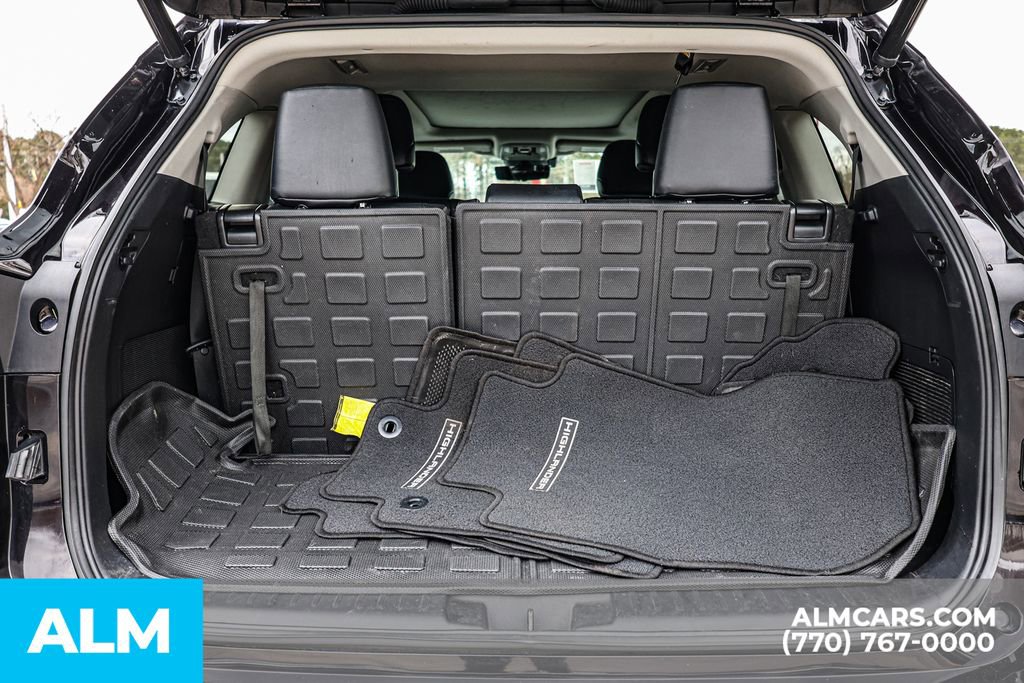 Used 2021 Toyota Highlander Platinum image 24