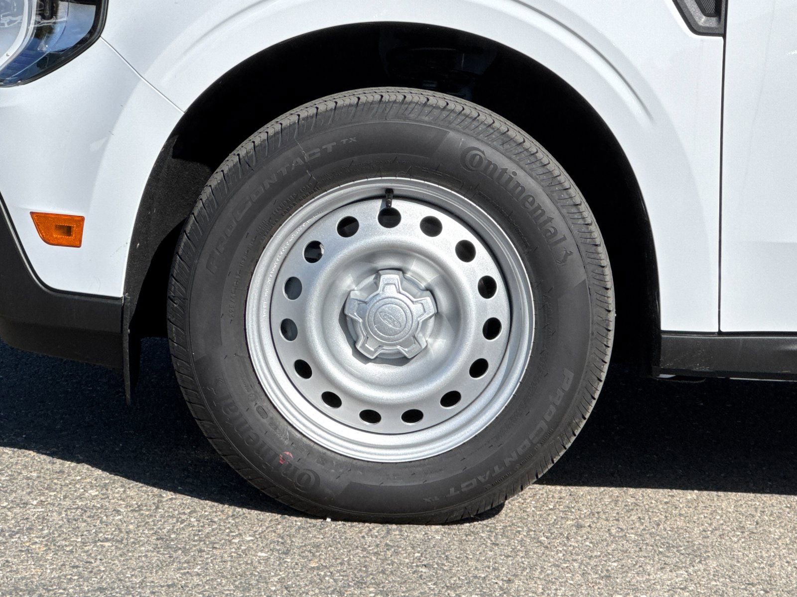 New 2026 Ford Maverick XL image 27