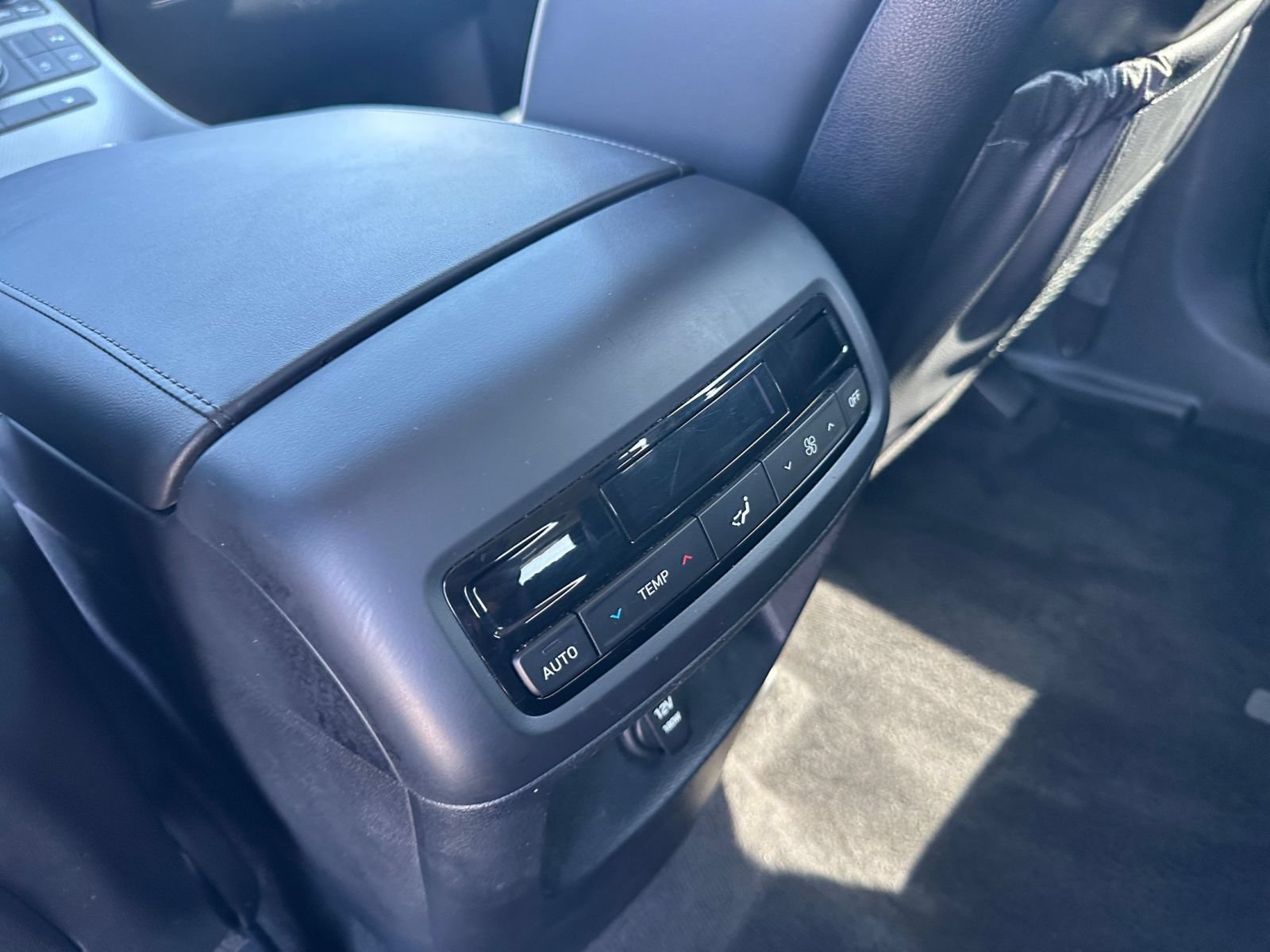 Used 2025 Hyundai Palisade SEL FWD image 25