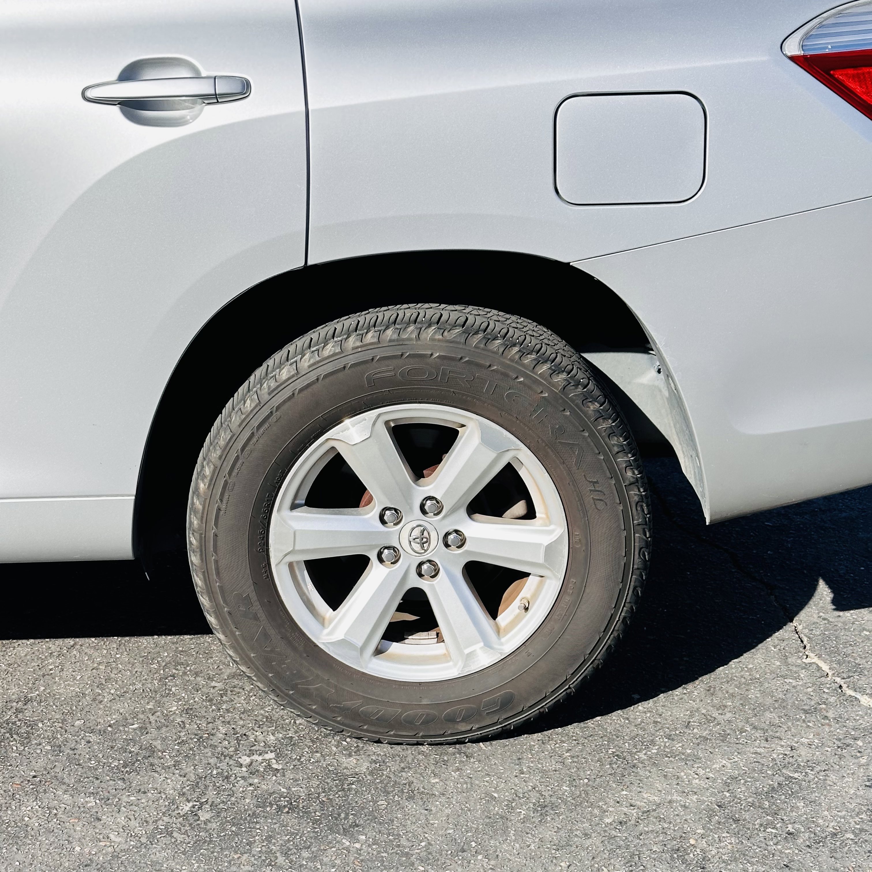 Used 2008 Toyota Highlander SPORT UTILITY 4D image 8