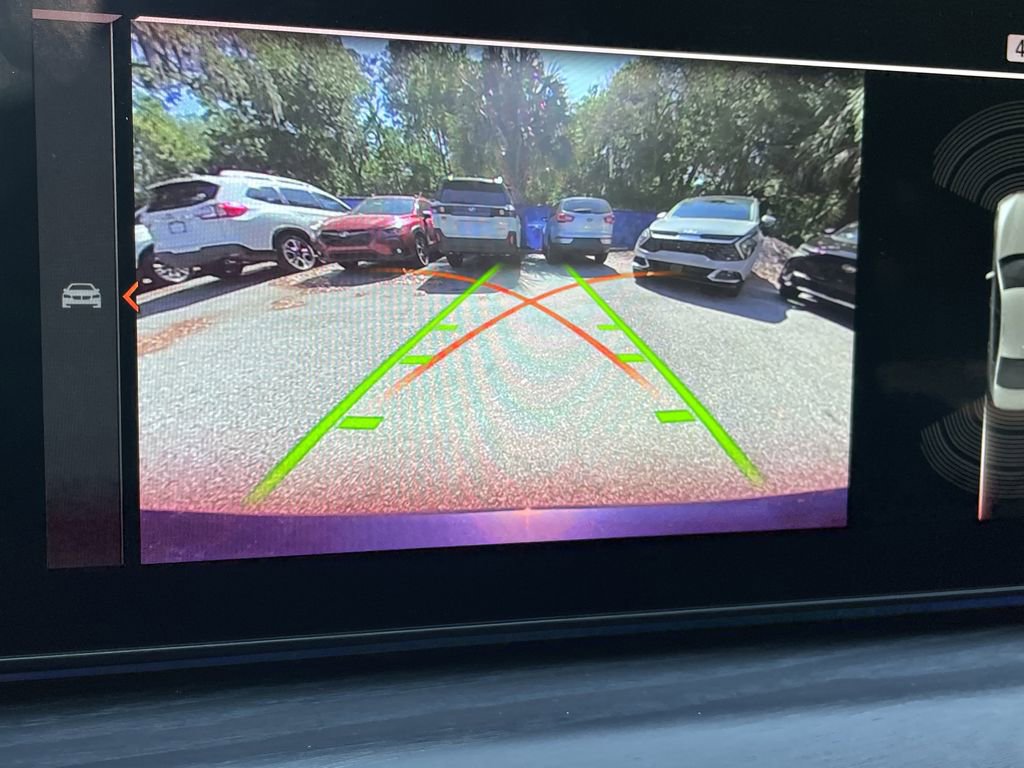 Used 2023 BMW 530i w/ Premium Package image 23