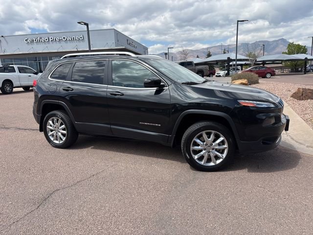 Used 2015 Jeep Cherokee Limited w/ Luxury Group AWD/4WD image 12