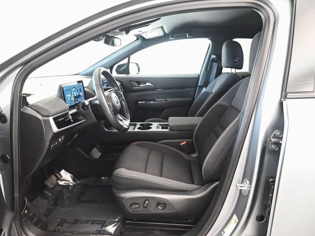 Used 2025 Honda Prologue EX image 26