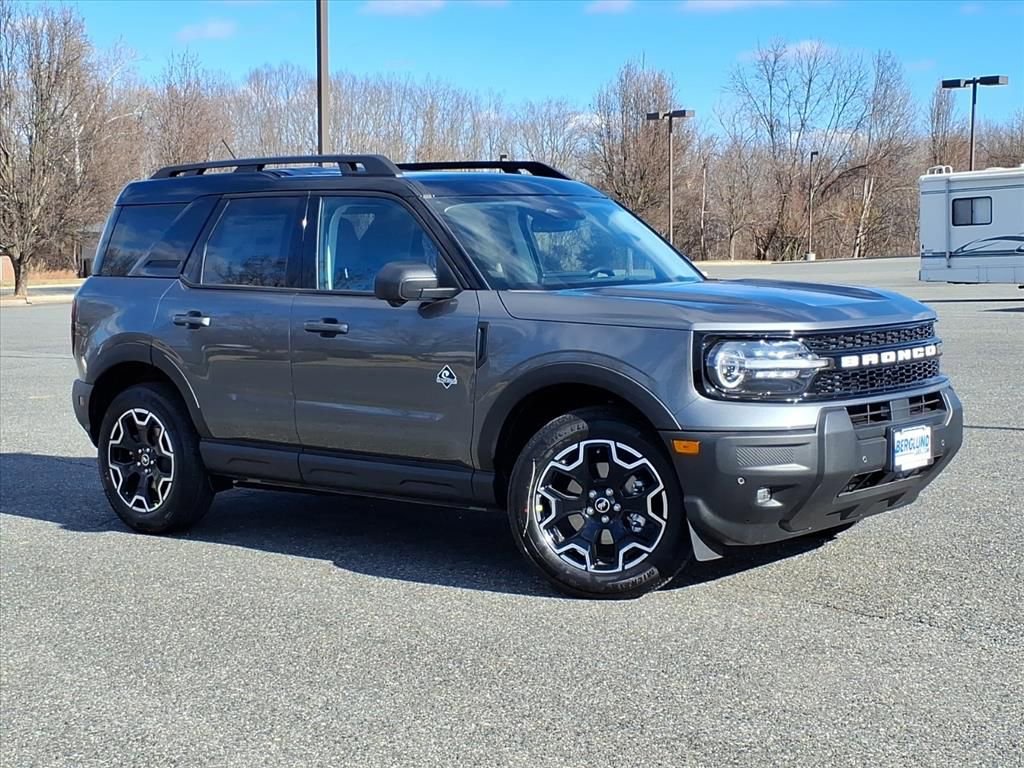 New 2025 Ford Bronco Sport Outer Banks w/ Outer Banks Tech Package+ image 2