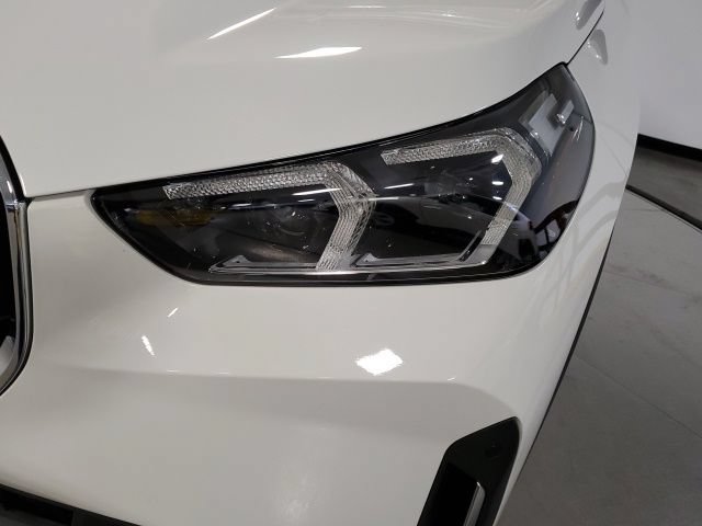 Used 2023 BMW X1 xDrive28i w/ Convenience Package AWD/4WD image 37