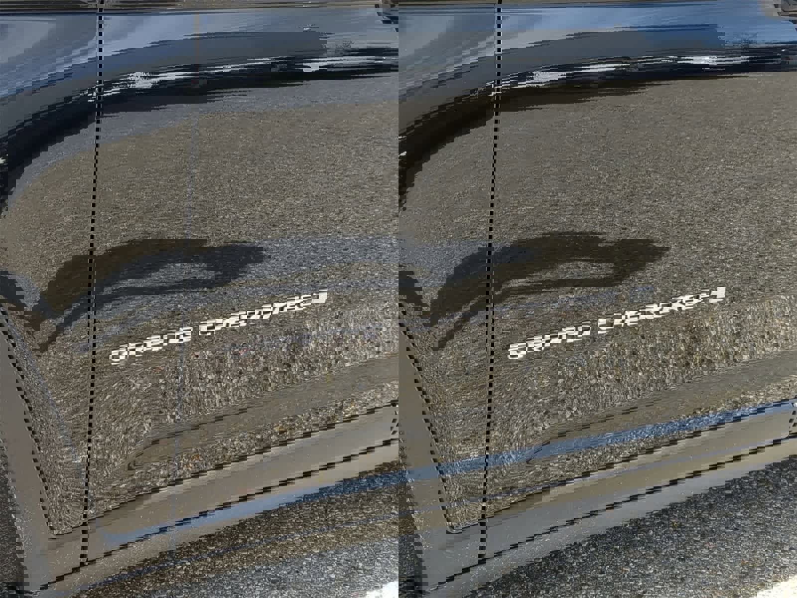 Used 2022 Jeep Grand Cherokee Limited image 13