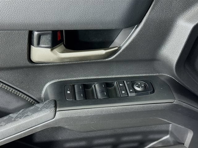 Certified 2024 Toyota Tacoma Limited AWD/4WD image 19
