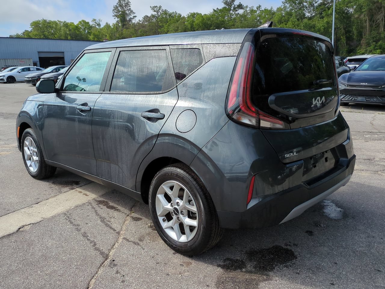 Certified 2025 Kia Soul LX w/ LX Technology Package FWD image 7
