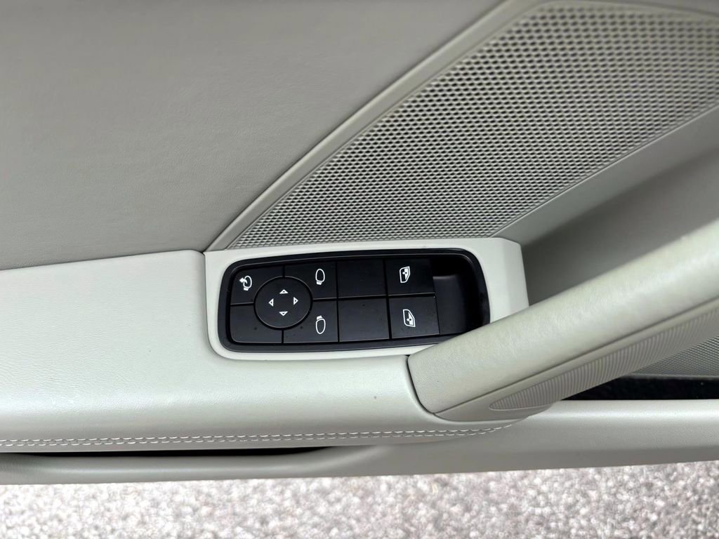 Certified 2022 Porsche 911 Carrera image 23