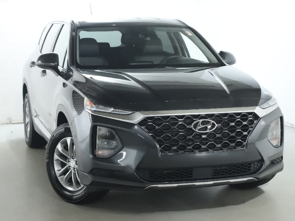 Used 2020 Hyundai Santa Fe SE FWD image 2