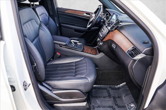 Used 2019 Mercedes-Benz GLE 400 4MATIC image 29