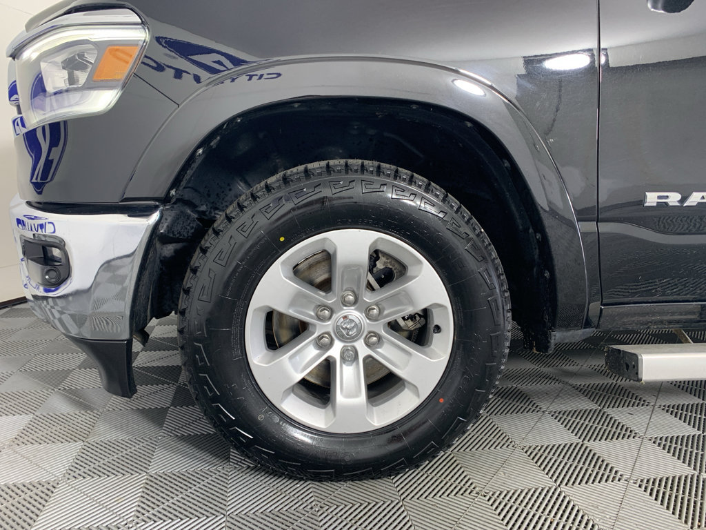 Used 2021 RAM 1500 Laramie AWD/4WD image 9