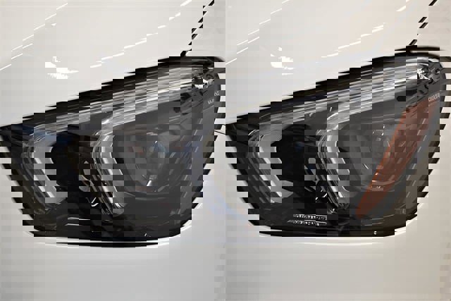 Used 2023 Mercedes-Benz GLE 350 4MATIC w/ AMG Line Exterior image 28