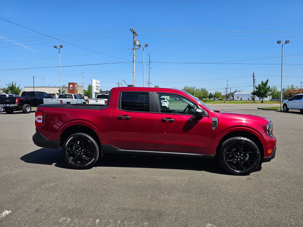 Certified 2025 Ford Maverick XLT w/ 4K Tow Package AWD/4WD image 5