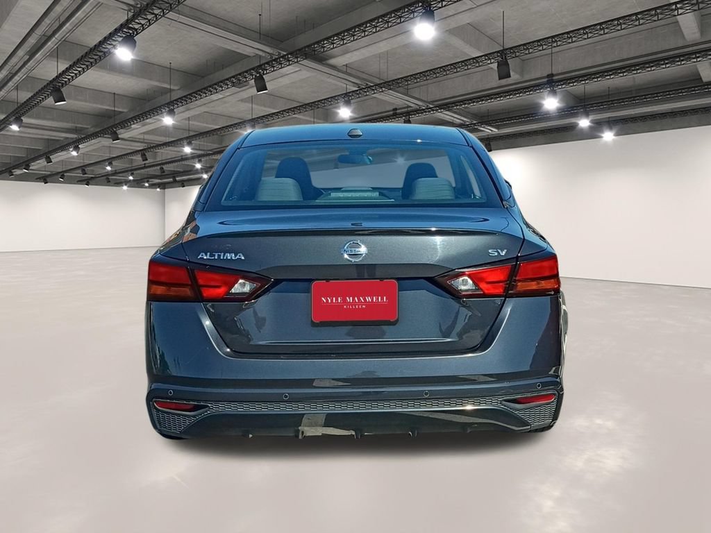 Used 2022 Nissan Altima 2.5 SV FWD image 15