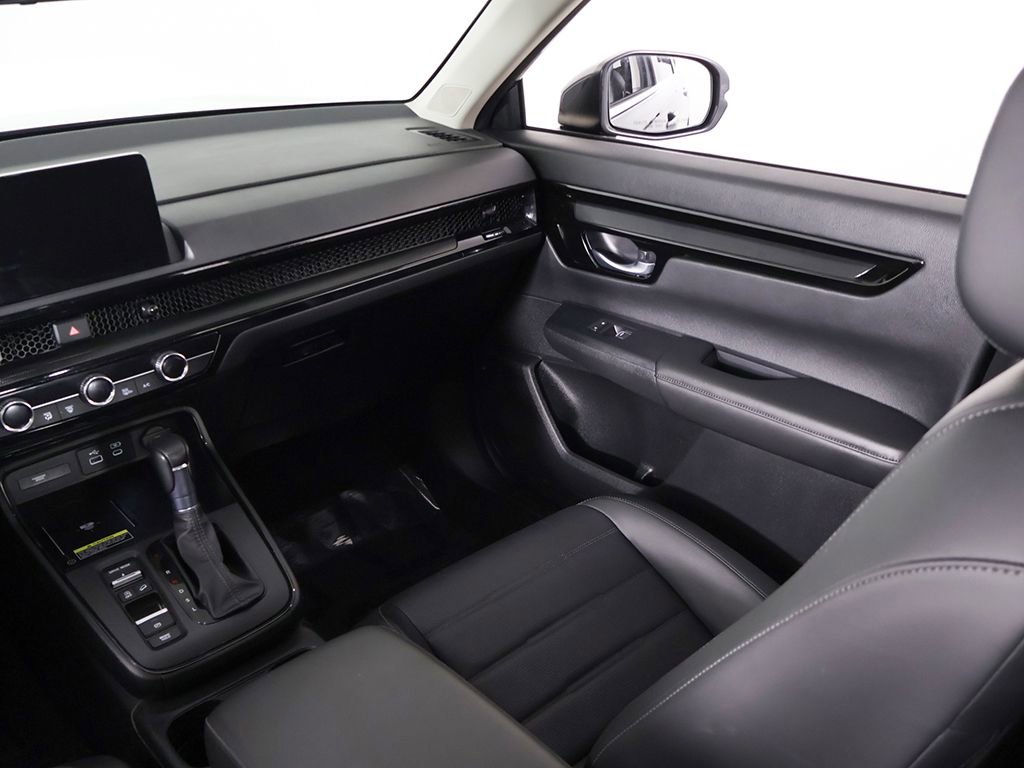 Used 2025 Honda CR-V EX-L image 45
