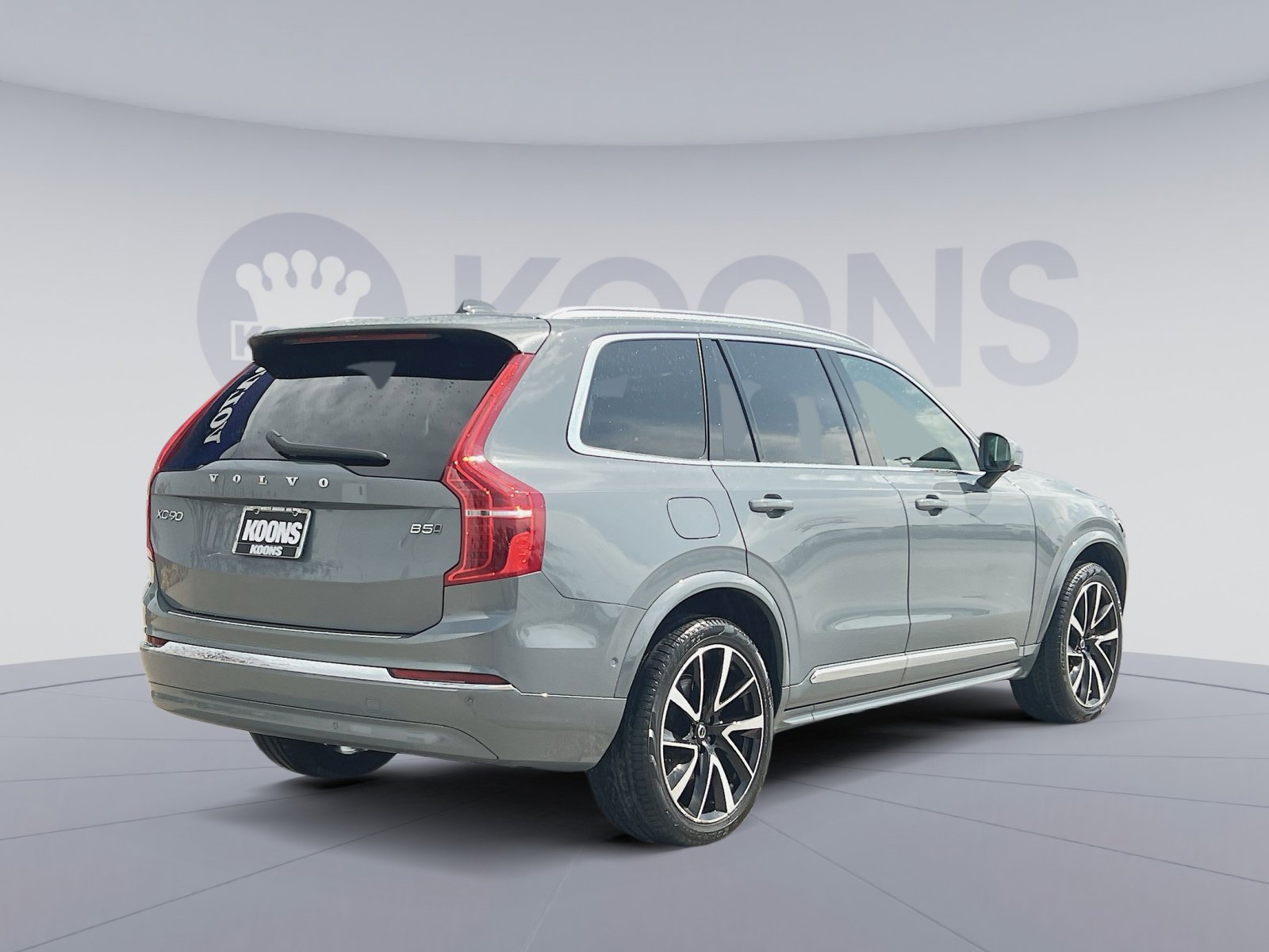 Certified 2023 Volvo XC90 B5 Plus w/ Protection Package Premier image 7