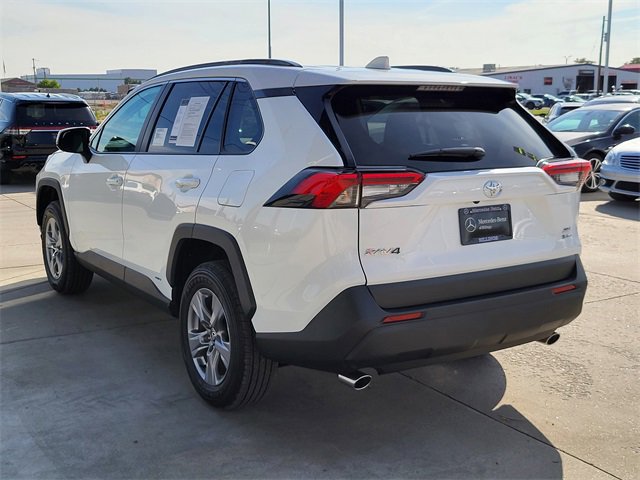 Used 2025 Toyota RAV4 XLE image 12