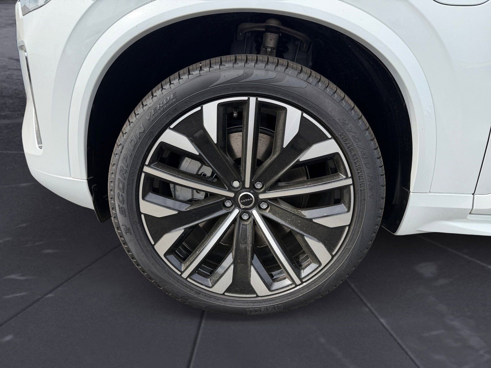 New 2026 Volvo XC90 T8 Core w/ Protection Package Premier AWD/4WD image 14