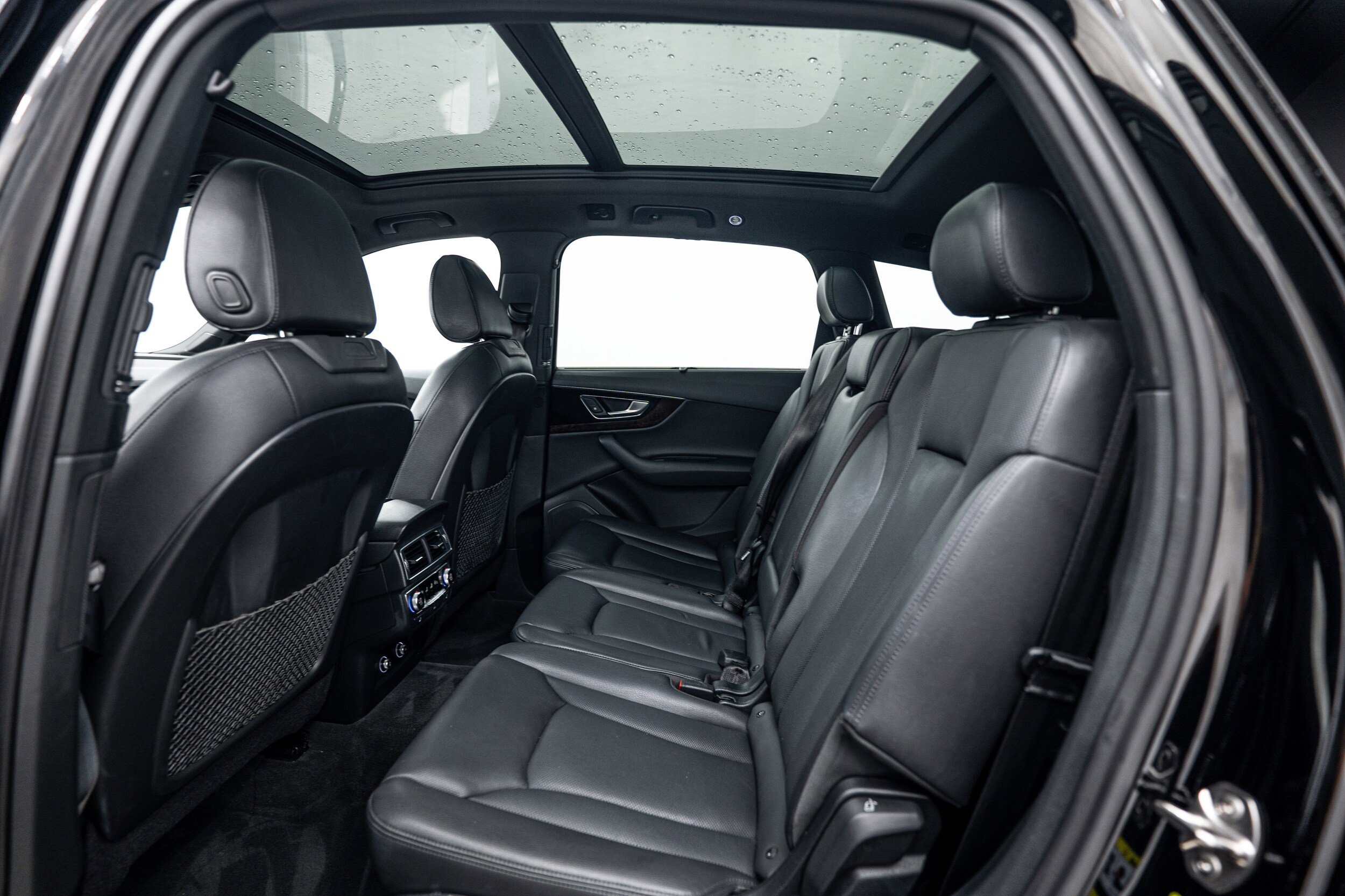 Used 2019 Audi Q7 3.0T Prestige AWD/4WD image 18