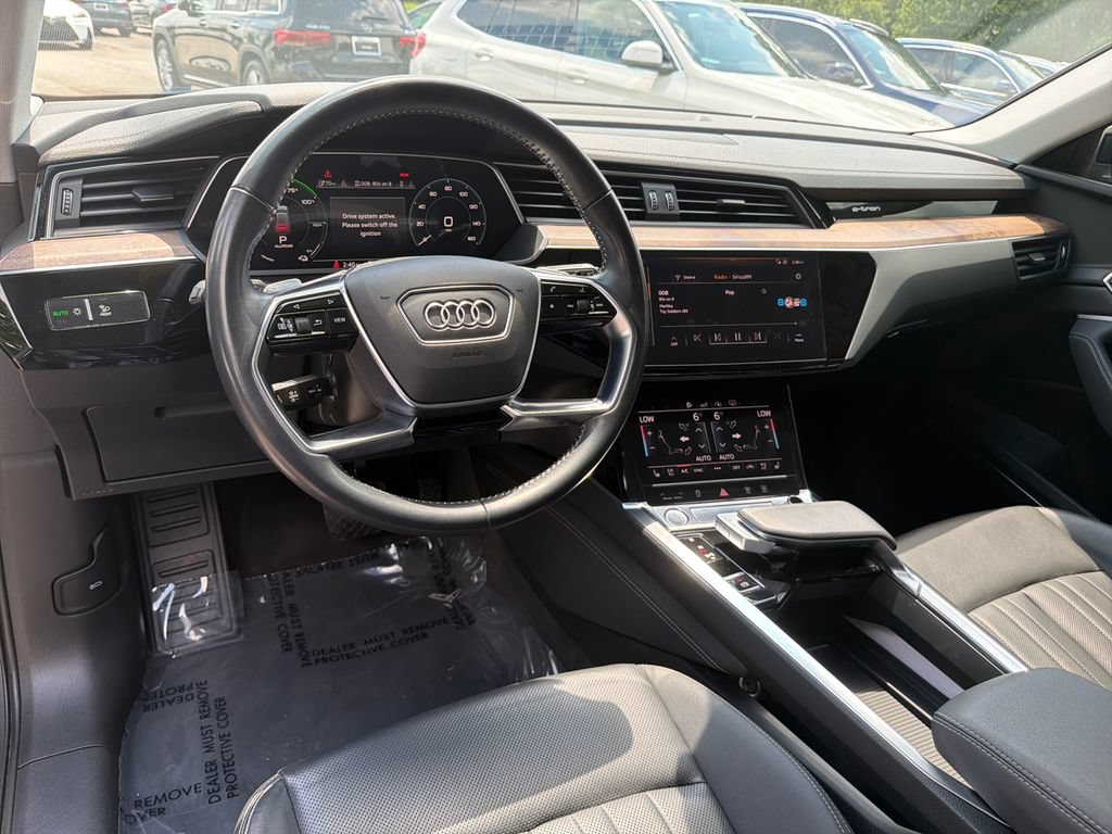 Used 2019 Audi e-tron Premium Plus AWD/4WD image 22