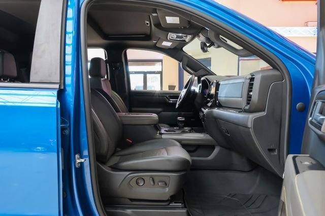 Used 2022 Chevrolet Silverado 1500 ZR2 w/ Technology Package image 34