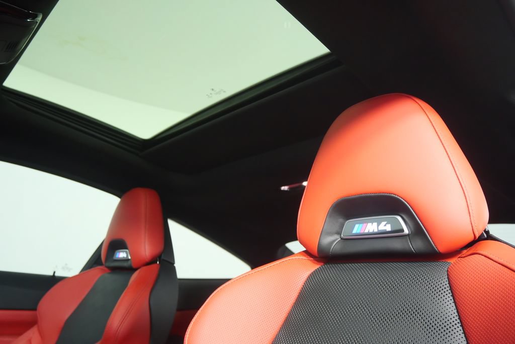 Used 2022 BMW M4 Competition w/ Executive Package RWD image 15