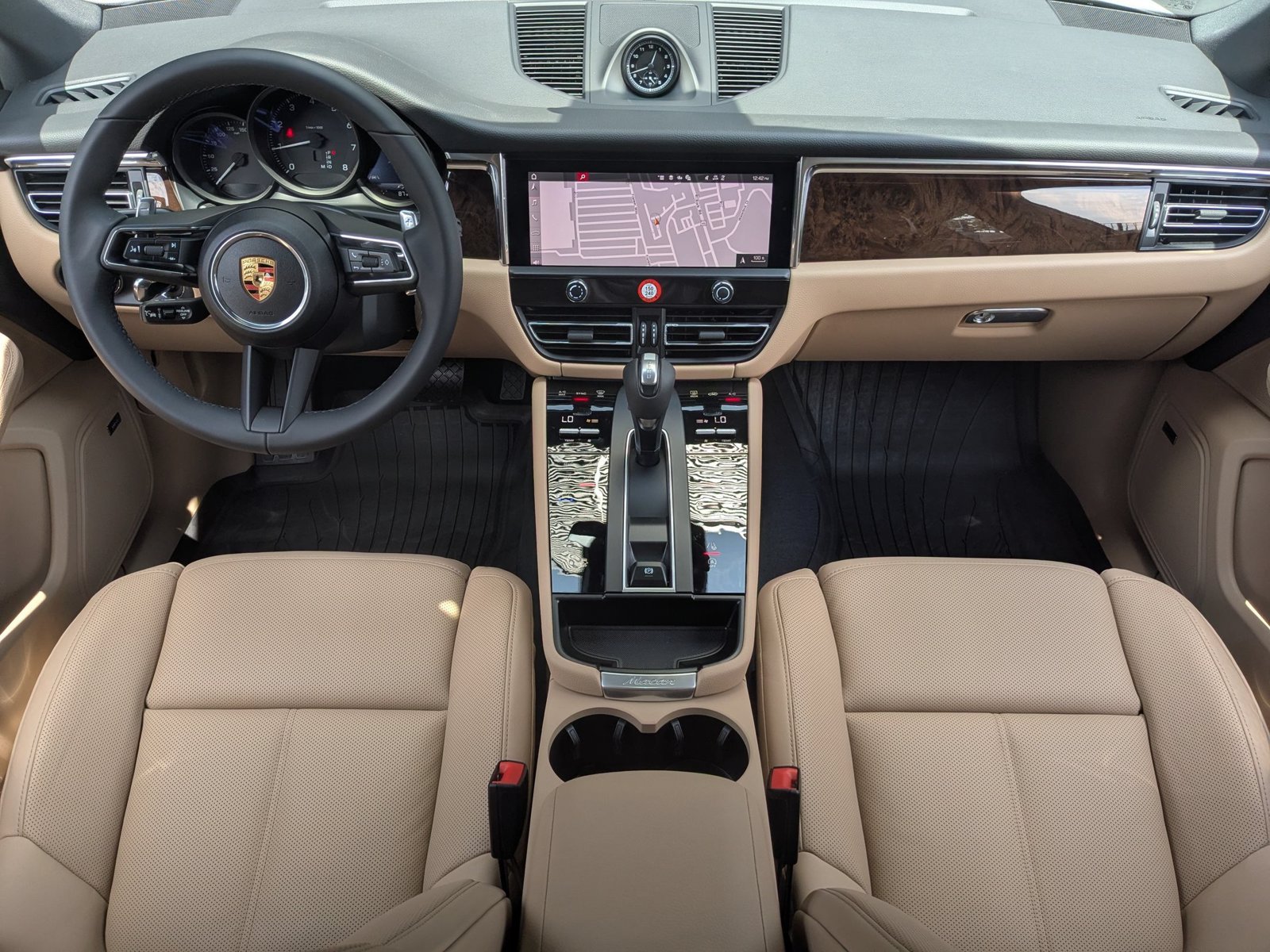 New 2026 Porsche Macan AWD/4WD image 23