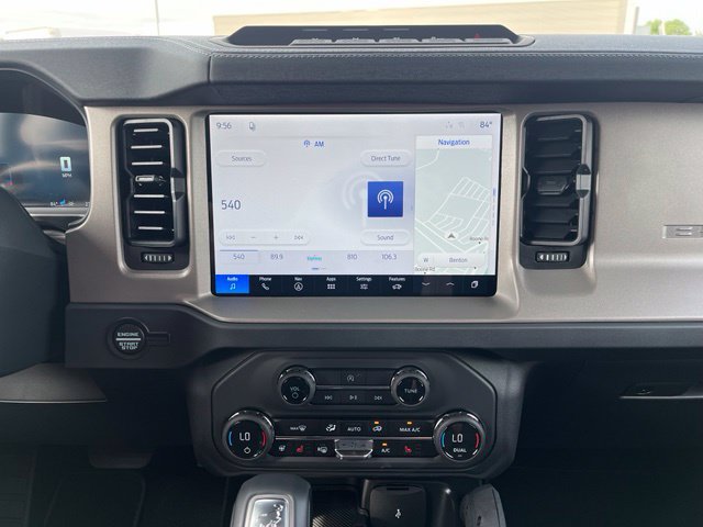 New 2026 Ford Bronco Outer Banks w/ Sasquatch Package AWD/4WD image 13